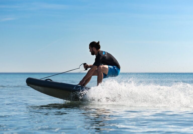 Read more about the article Best 5 Electric Surfboards Reviews 2023